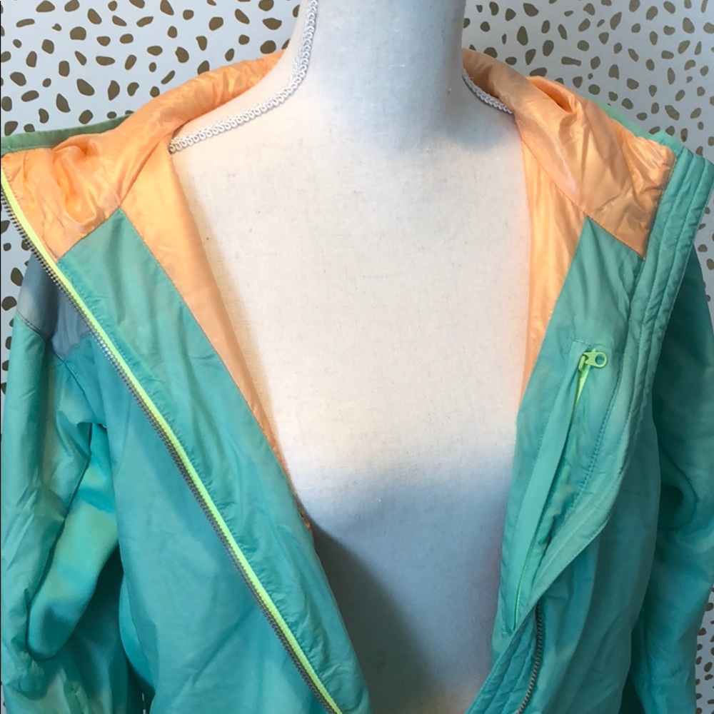 Cotopaxi Mint green Puffer Jacket NWT - Picture 4 of 6
